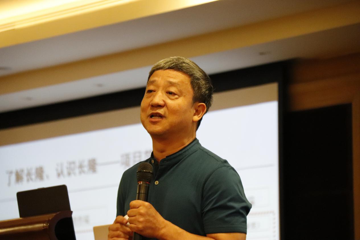 管理專家曹子祥先生